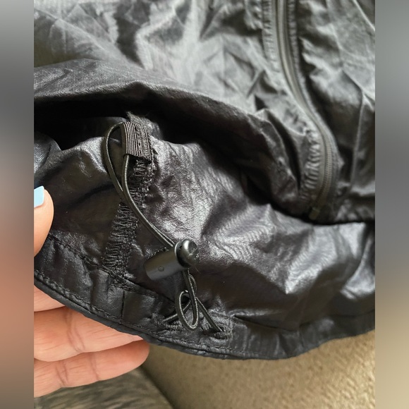 Patagonia windbreaker - Picture 4 of 7